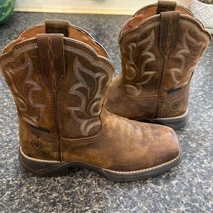Women’s Ariat size 7 boots